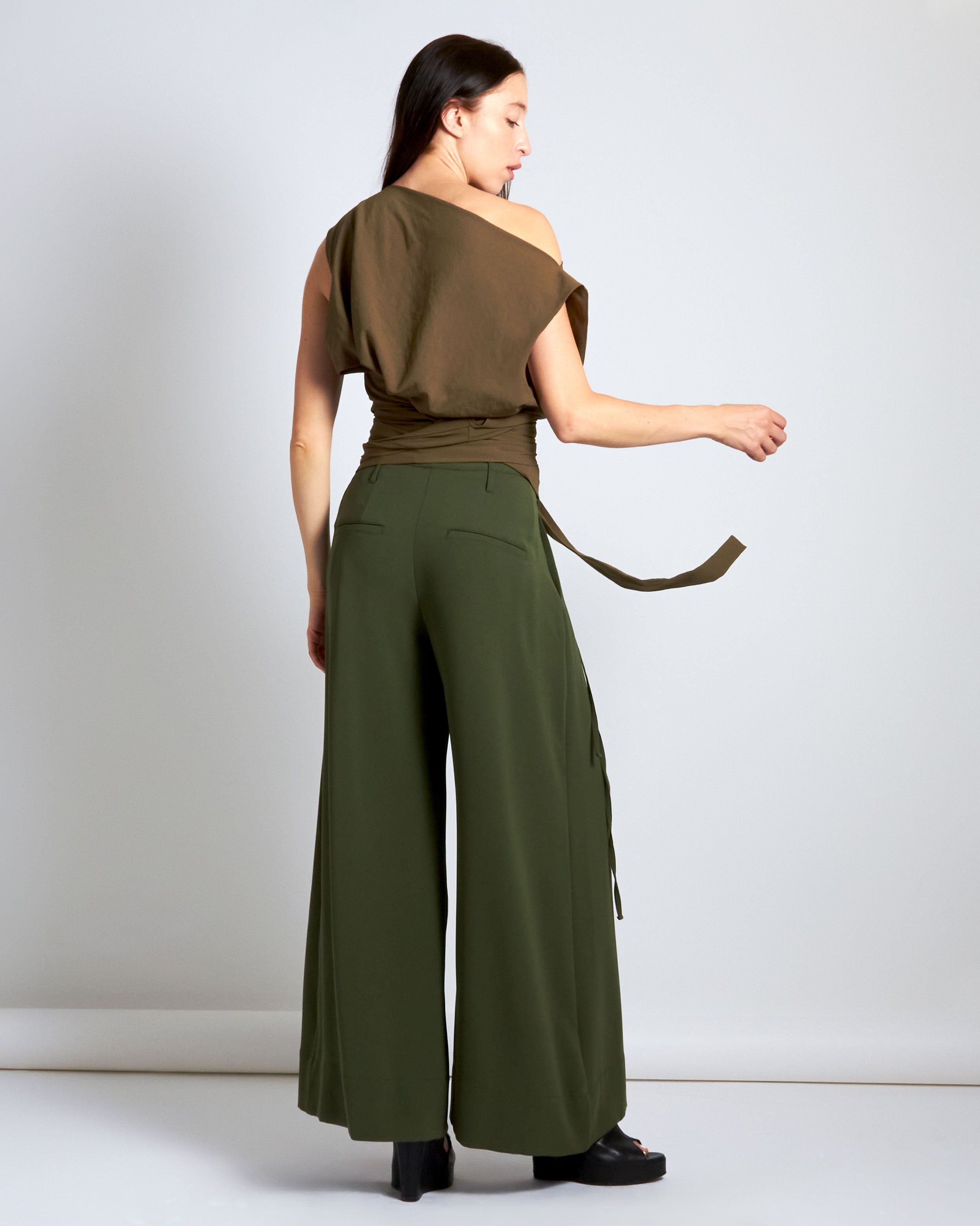 maliamills.com - paloma pant - gilda green heavy crepe