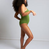 maliamills.com - beach party c/d/dd - charlie green