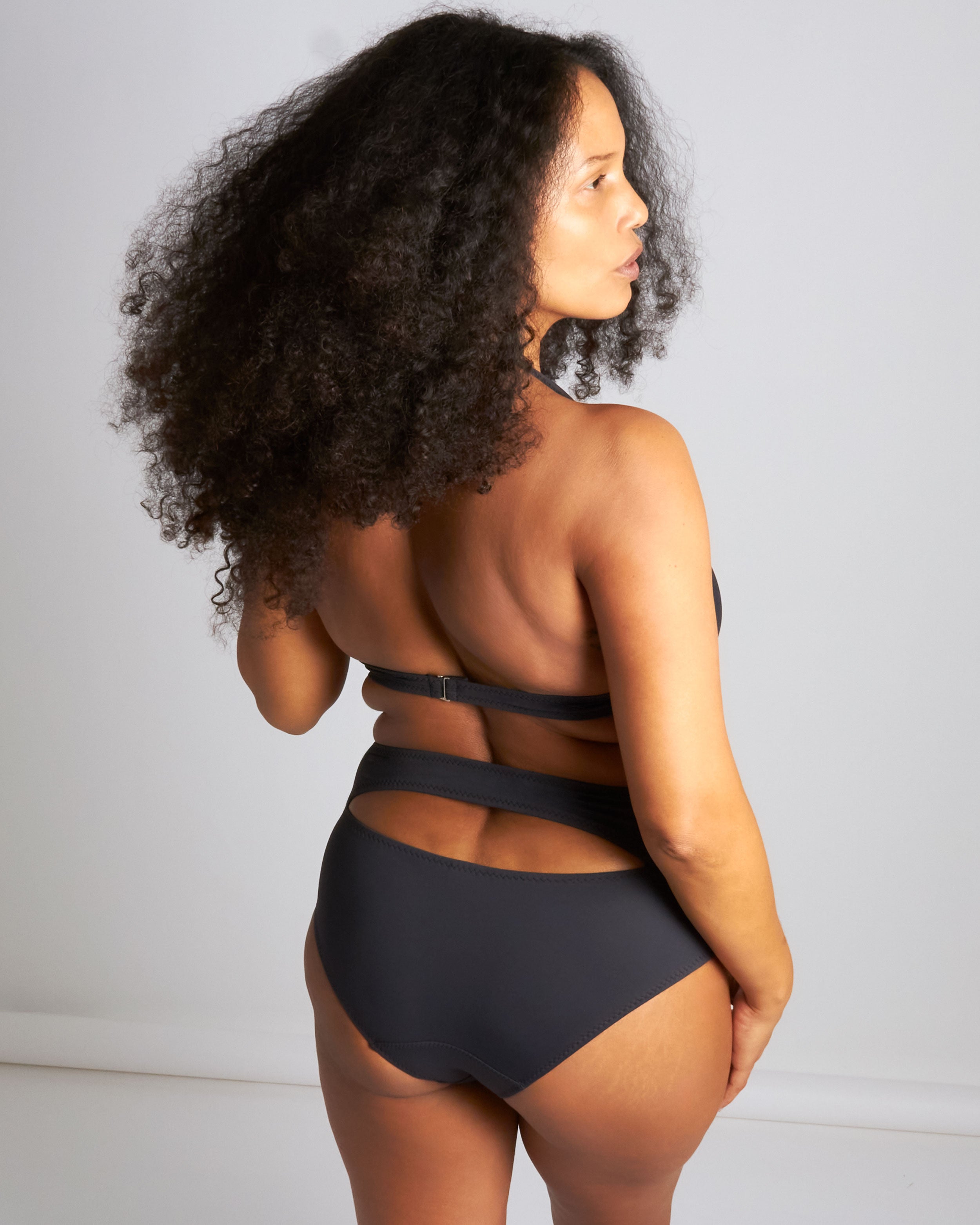 maliamills.com - lara c/d/dd - black