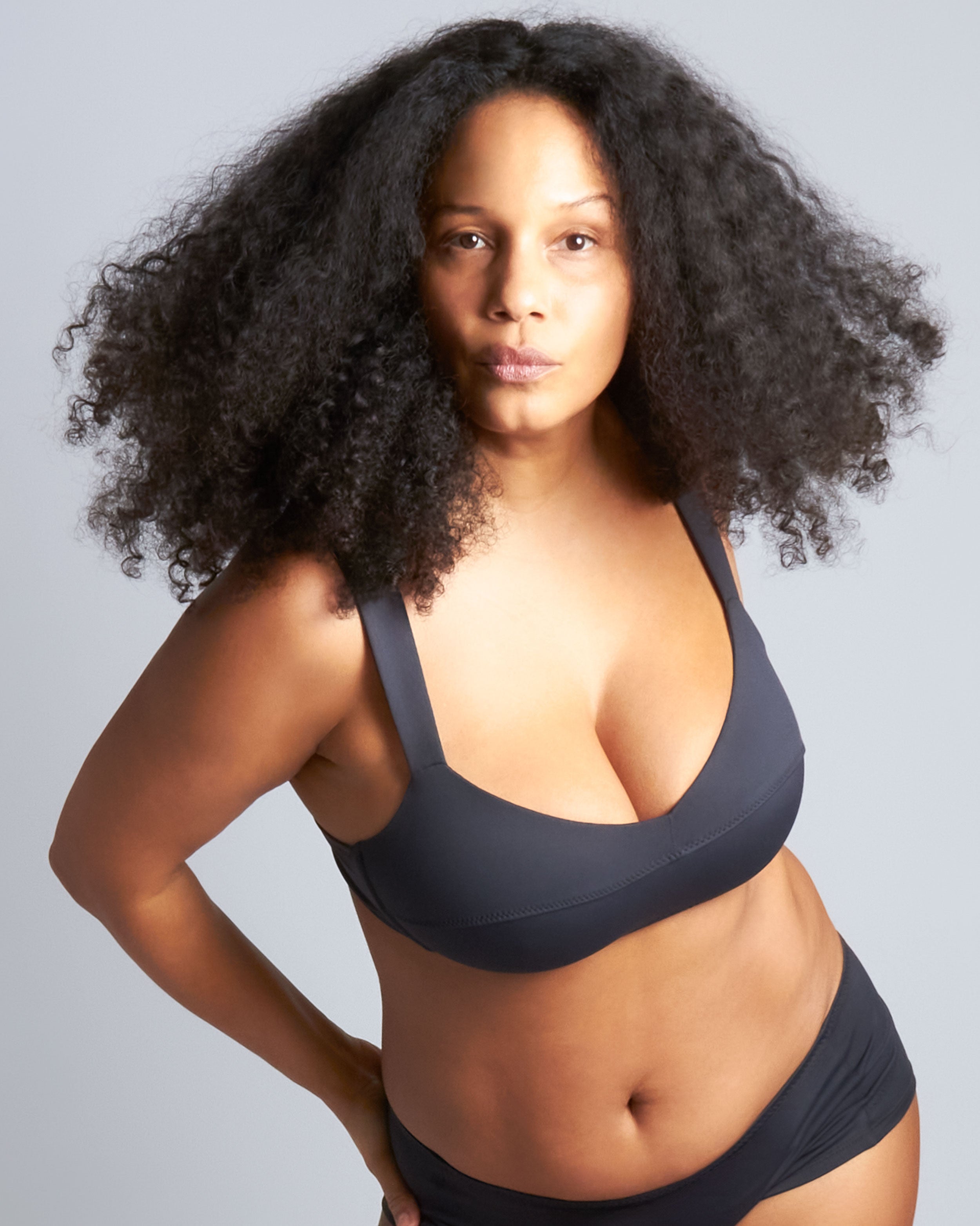 maliamills.com - selene top d/dd(e)/ddd(f) - black