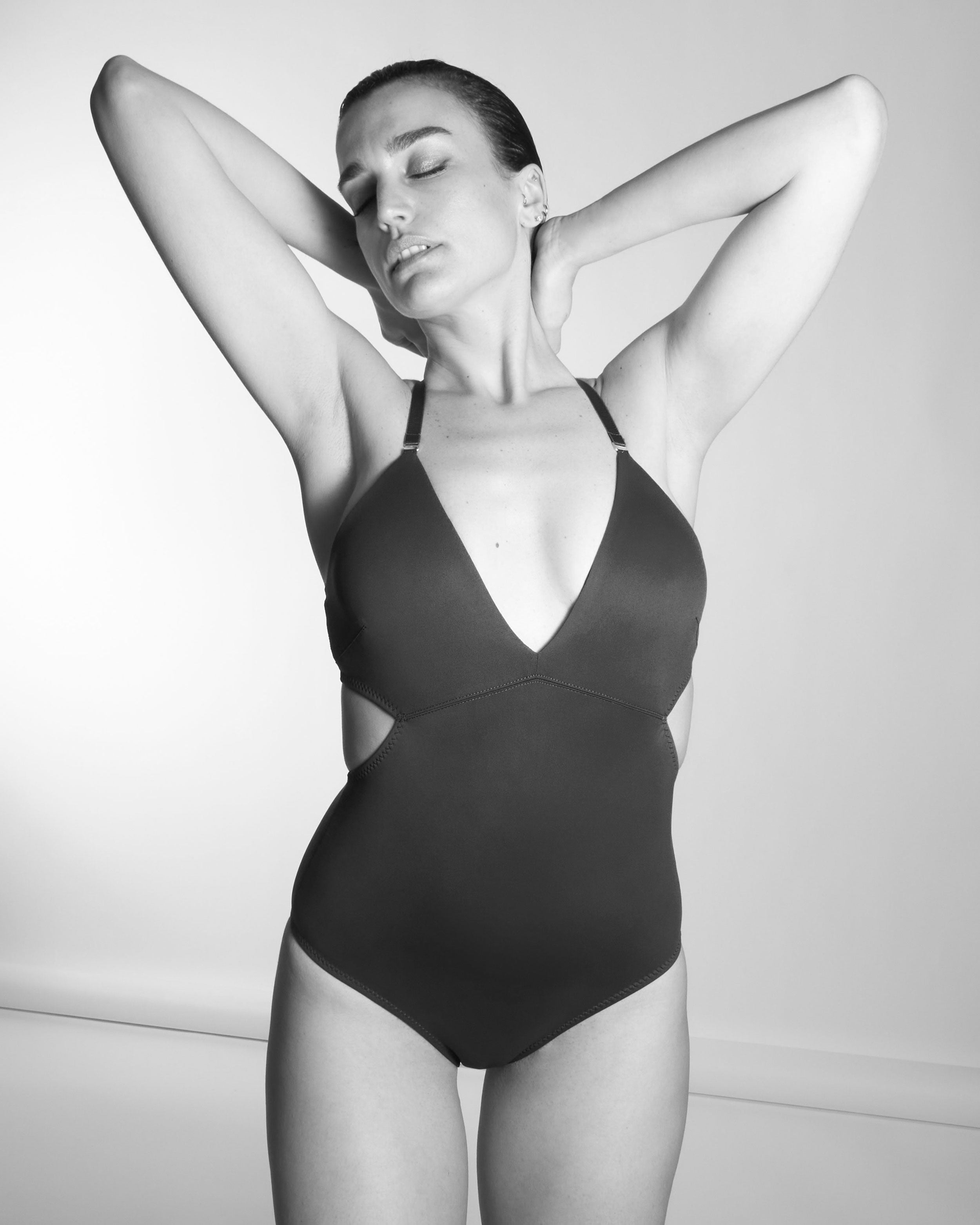 maliamills.com - valencia maillot - onyx sun - pre - order