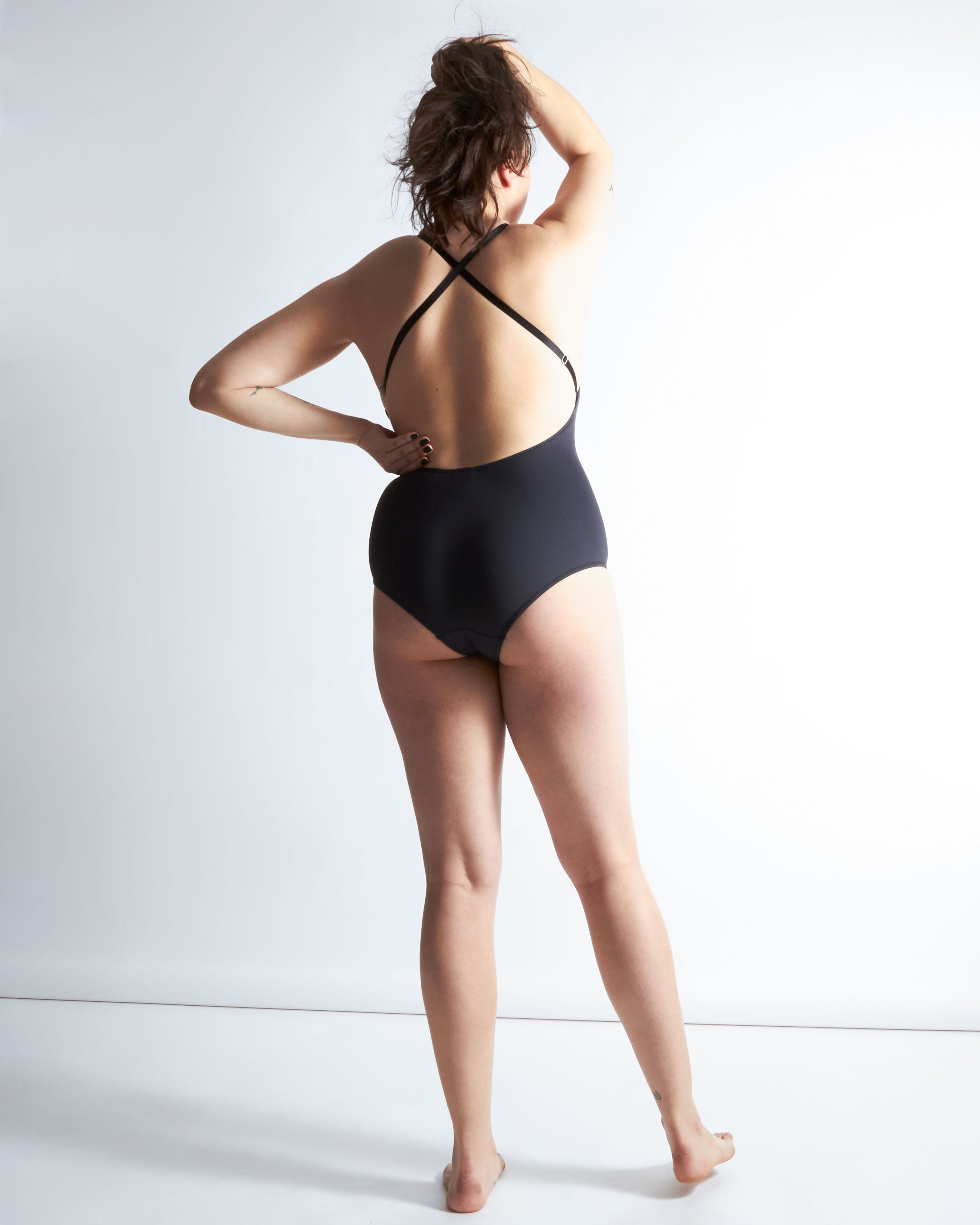 dionne maillot C/D cups, malia mills