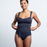 filter: color-signature-black; filter: color-black; color: signature black;